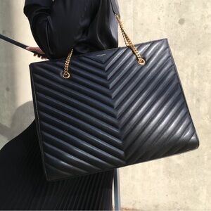 Authentic Black Saint Laurent Large Tribeca Chevron Bag
